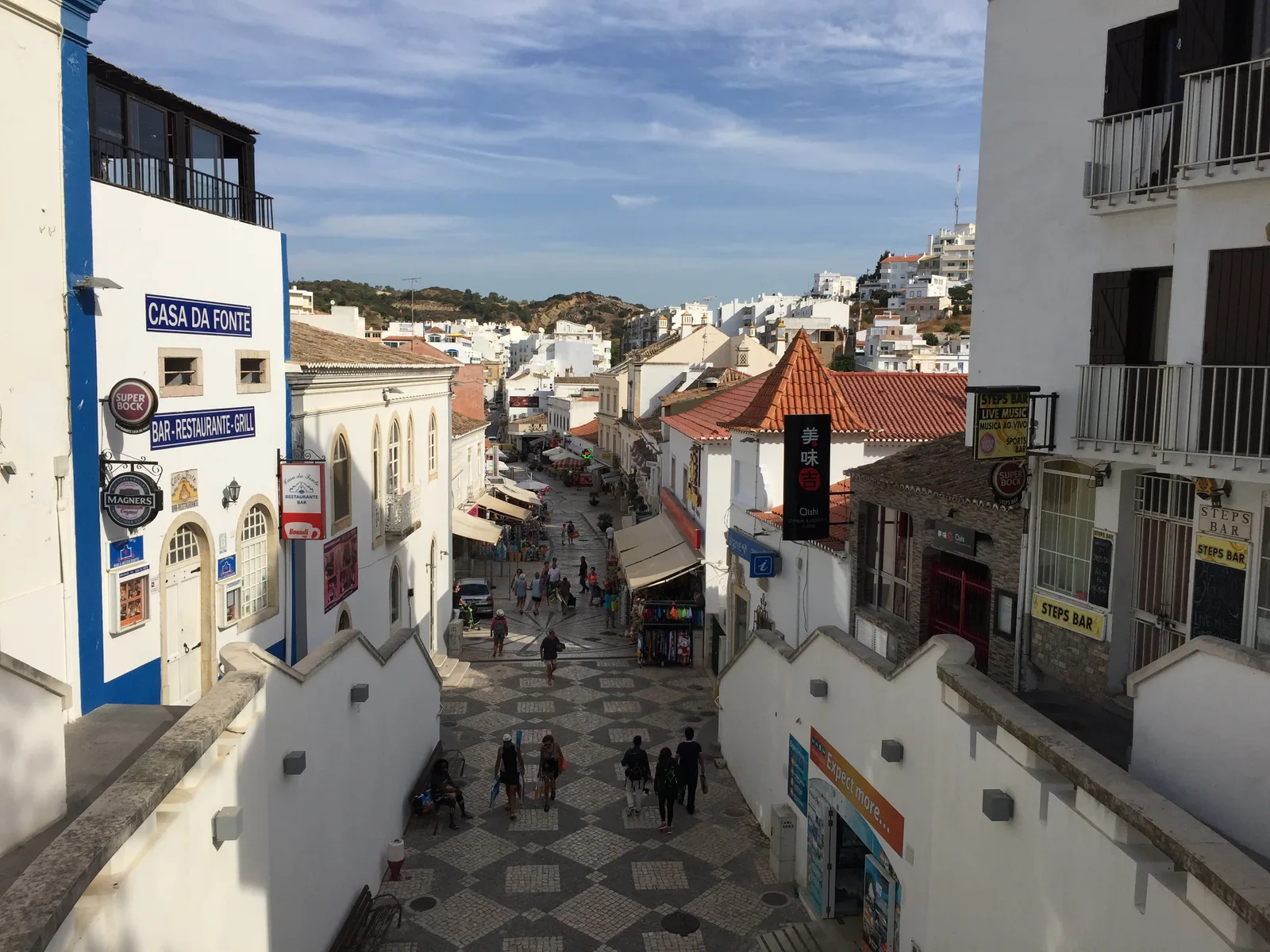 Rua 5 de Outubro in Albufeira Old Town