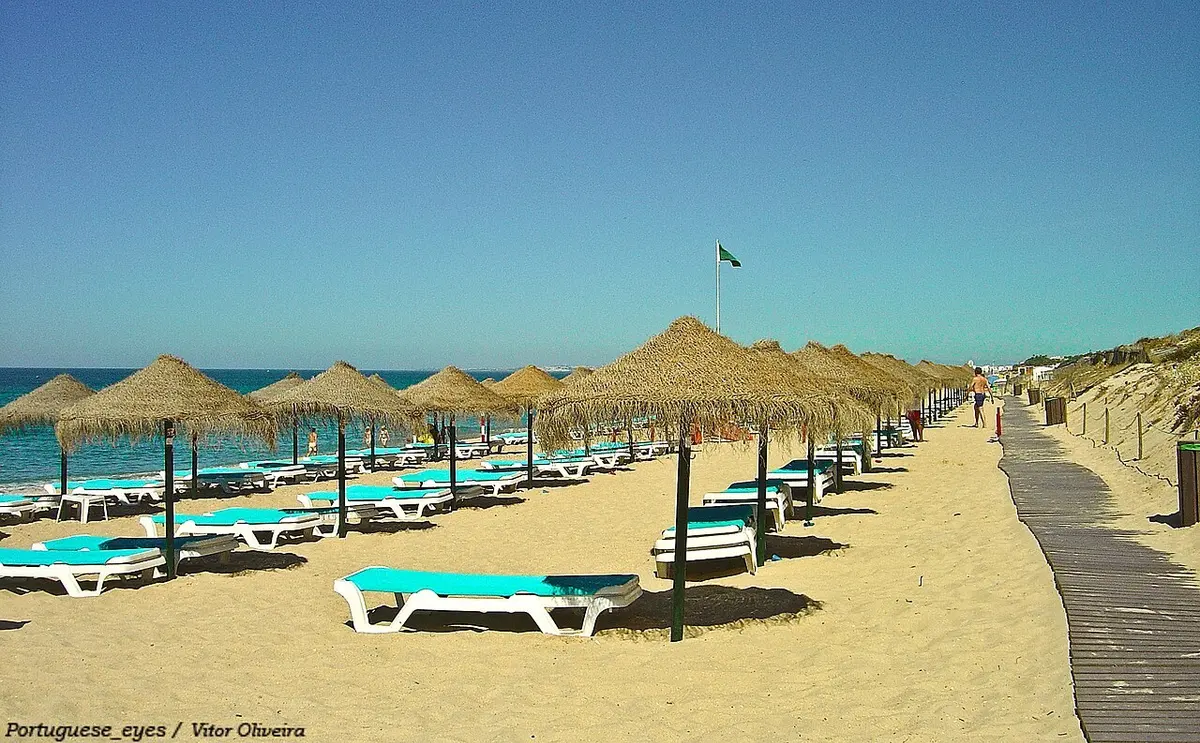 The dune-backed beach at Praia do Ancão