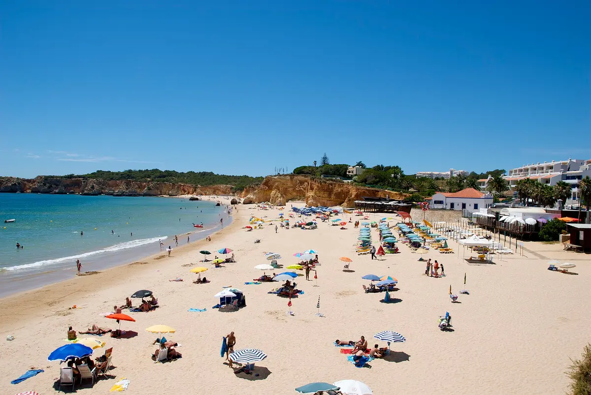 The beach and coastal setting at Praia do Vau in the western Algarve