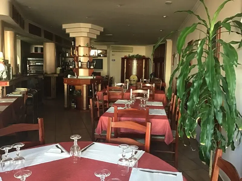 Dining room at A Nossa Casa in Almancil