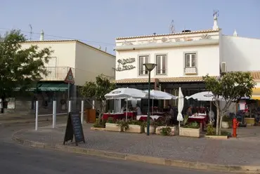 The Ribeira do Poço restaurant and outdoor tables in Vila do Bispo